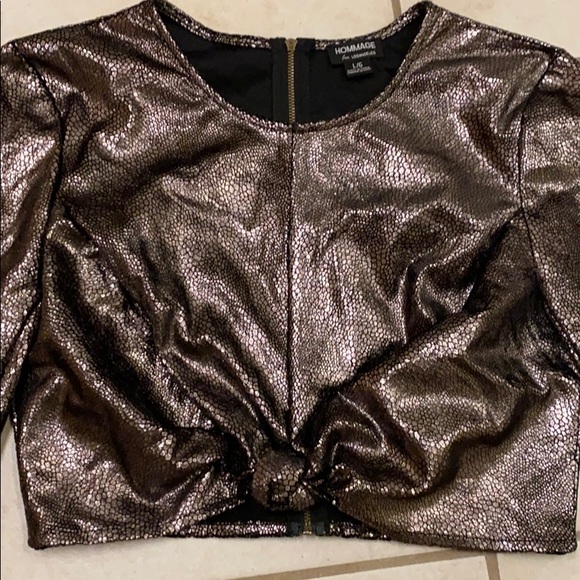 Metallic Crop Top - Picture 2 of 4
